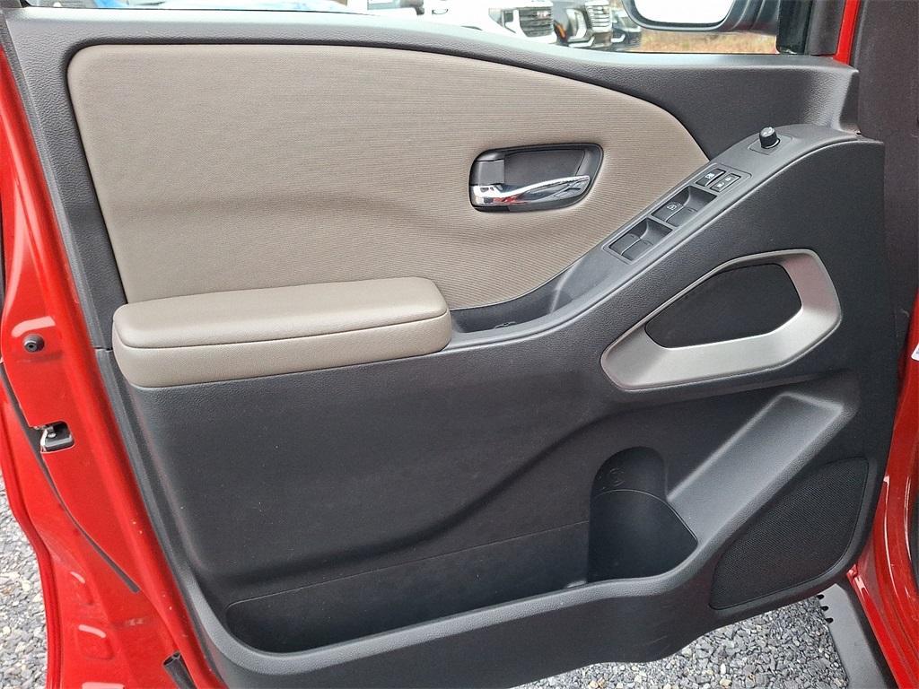 used 2022 Nissan Frontier car, priced at $29,995