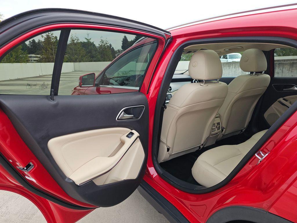 used 2020 Mercedes-Benz GLA 250 car, priced at $22,491