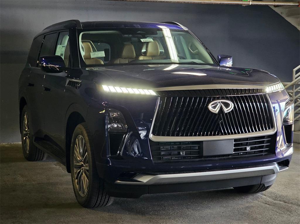 new 2025 INFINITI QX80 car, priced at $106,250