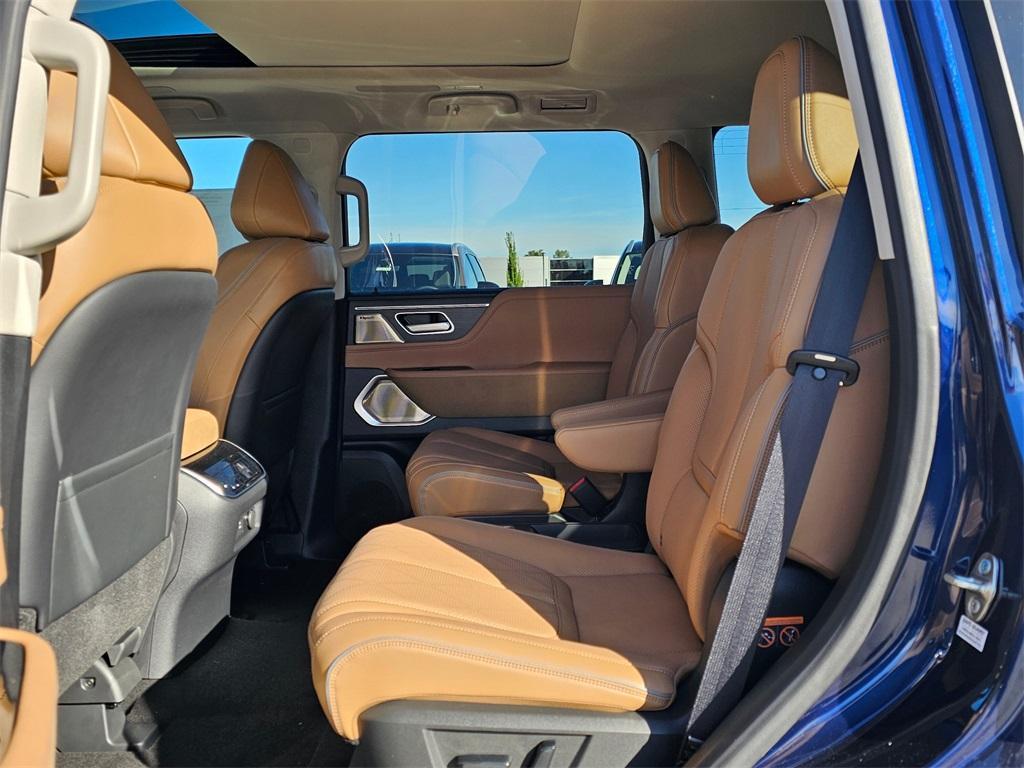 new 2025 INFINITI QX80 car, priced at $104,250