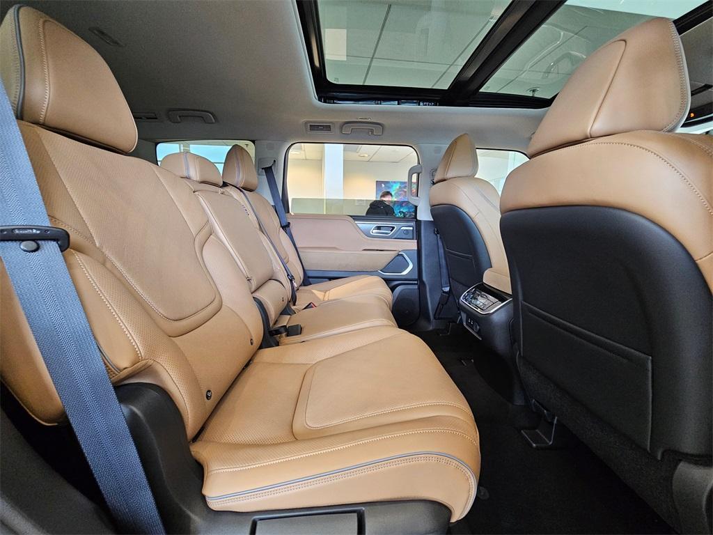 new 2025 INFINITI QX80 car, priced at $96,910