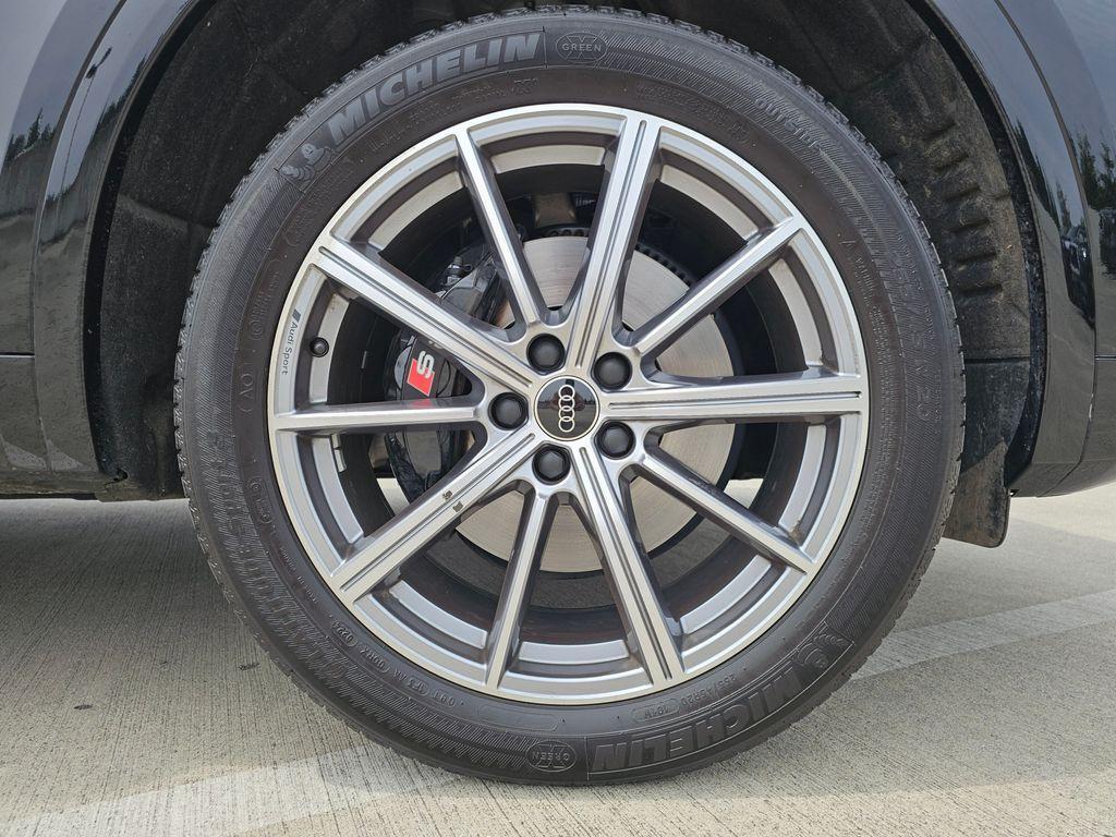 used 2024 Audi SQ5 car, priced at $53,991
