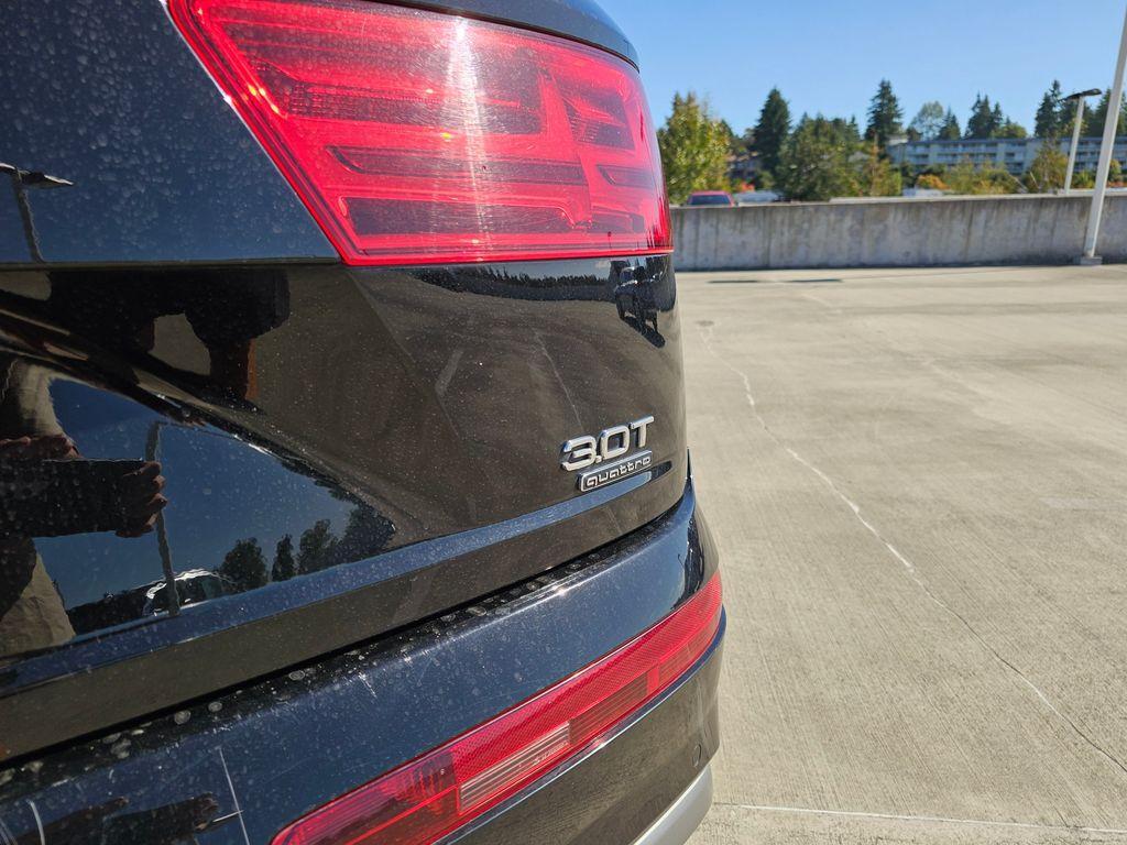 used 2017 Audi Q7 car, priced at $16,212