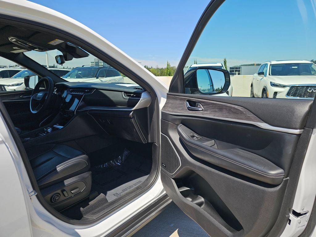 used 2024 Jeep Grand Cherokee 4xe car, priced at $30,991