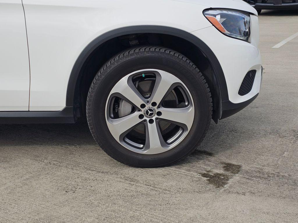 used 2019 Mercedes-Benz GLC 300 car, priced at $21,391