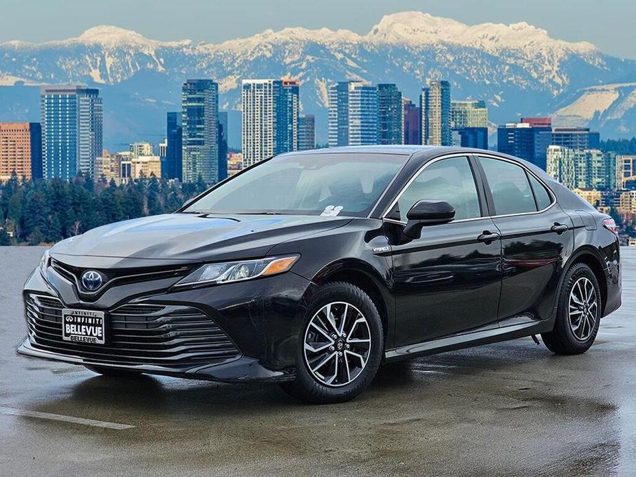 used 2018 Toyota Camry Hybrid car, priced at $22,888