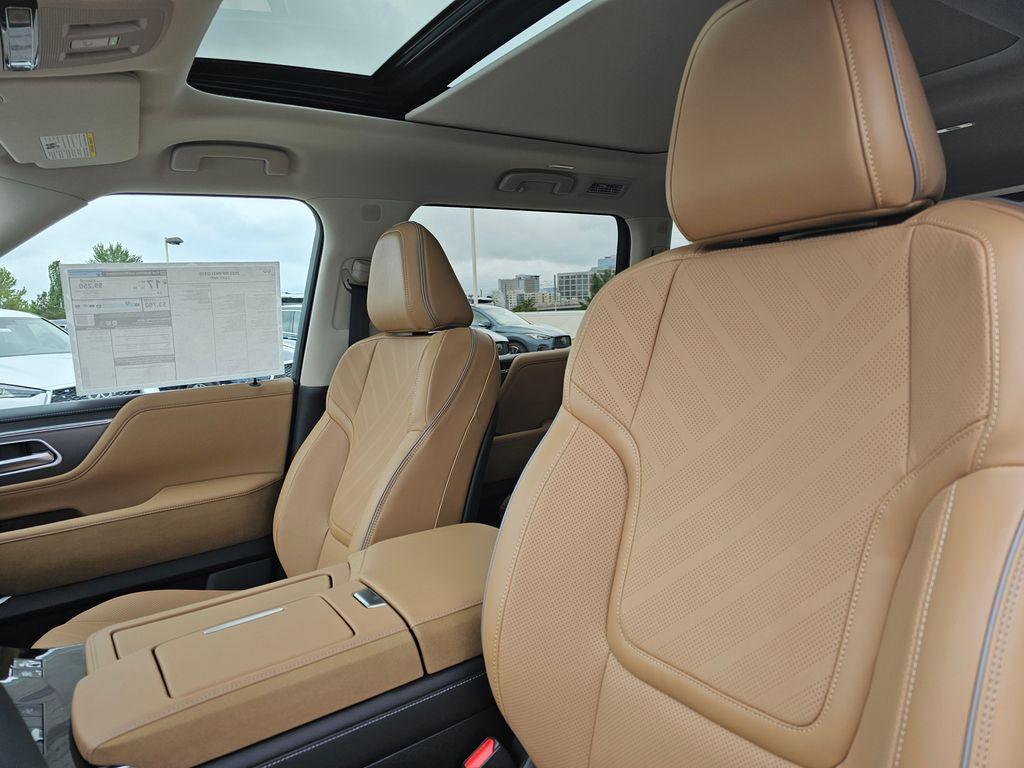 new 2025 INFINITI QX80 car, priced at $96,510