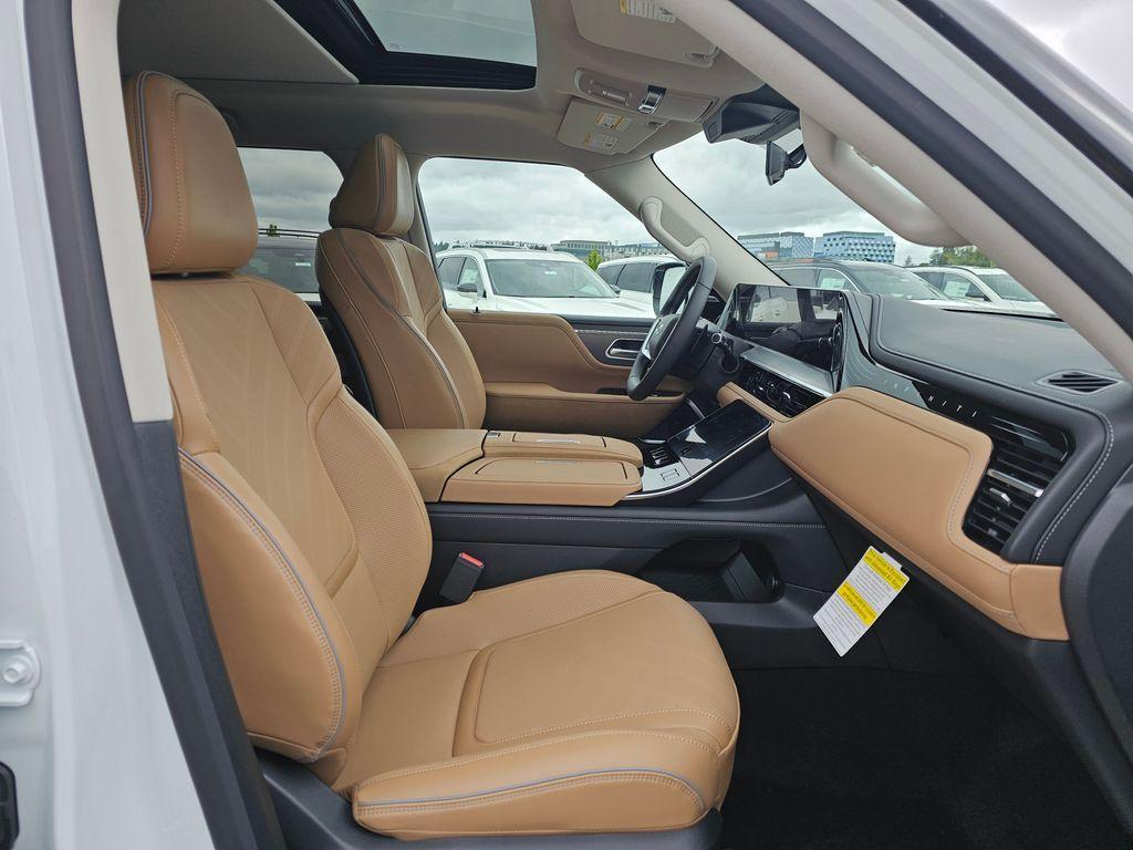 new 2025 INFINITI QX80 car, priced at $96,510