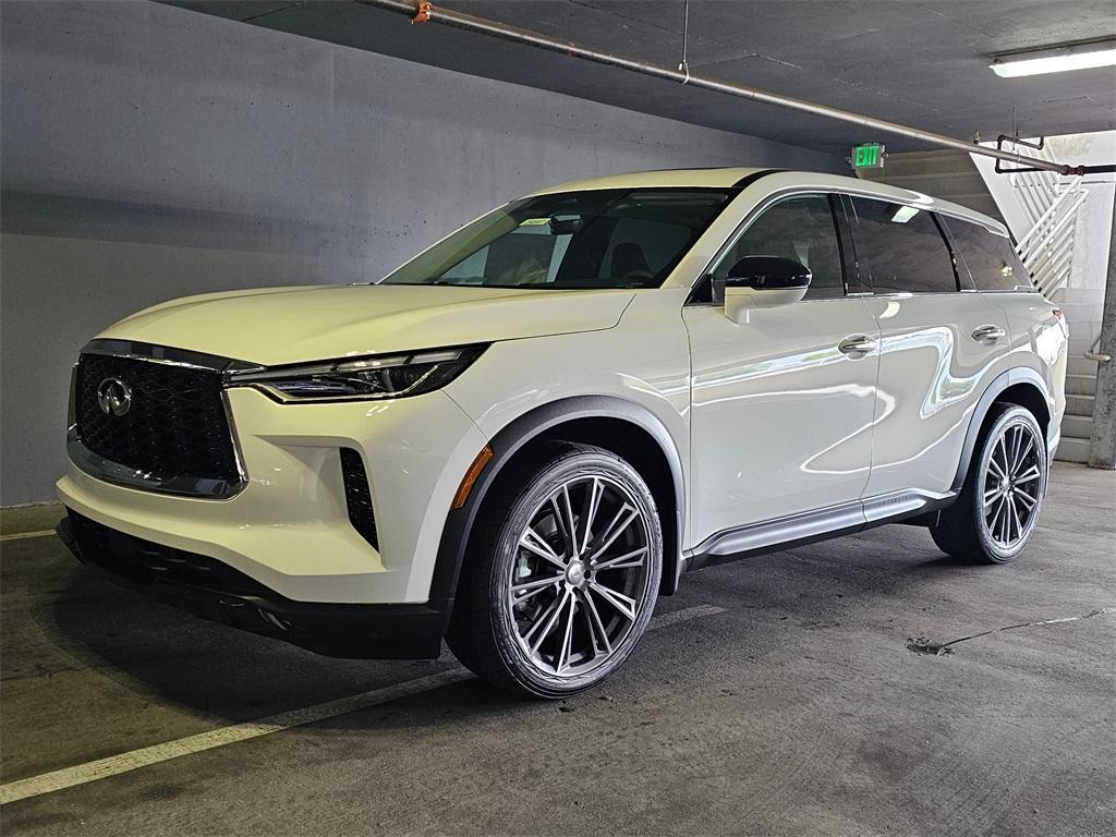 new 2025 INFINITI QX60 car, priced at $53,375