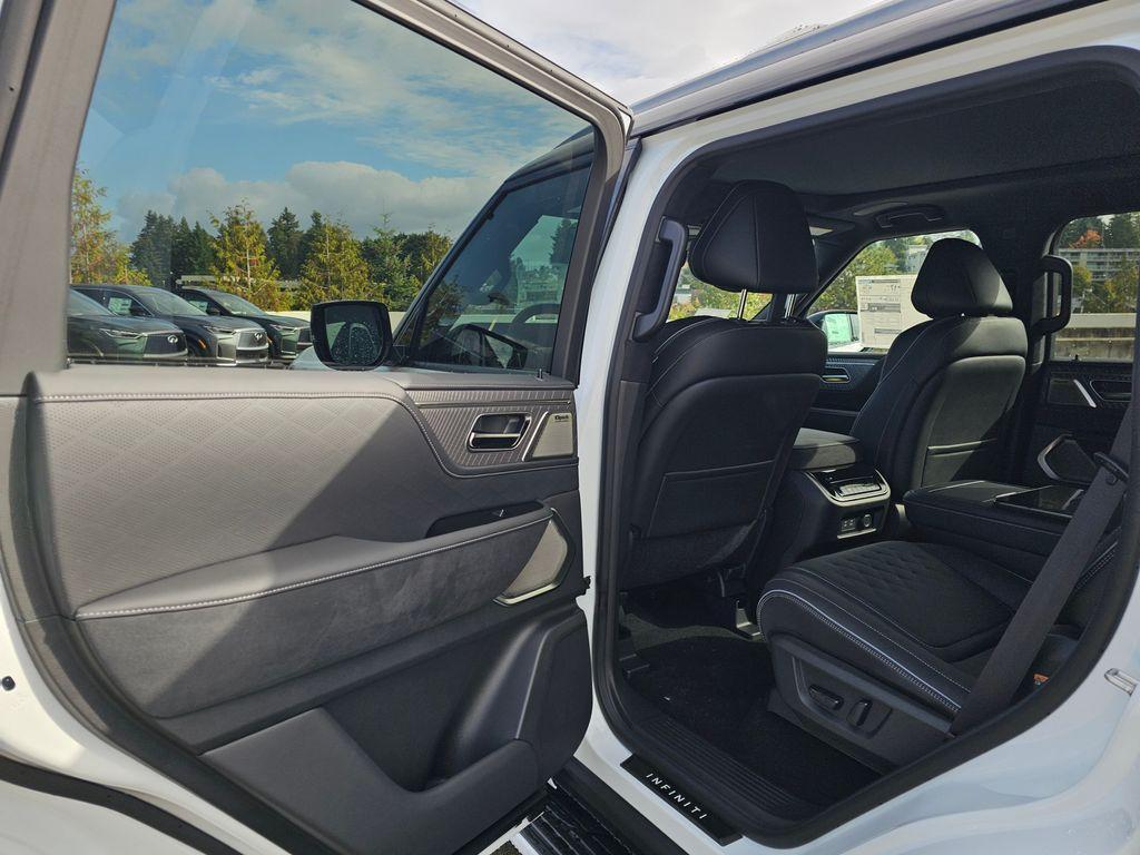 new 2026 INFINITI QX80 car, priced at $117,920