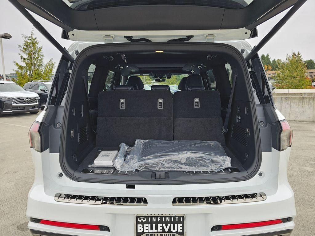 new 2026 INFINITI QX80 car, priced at $107,680