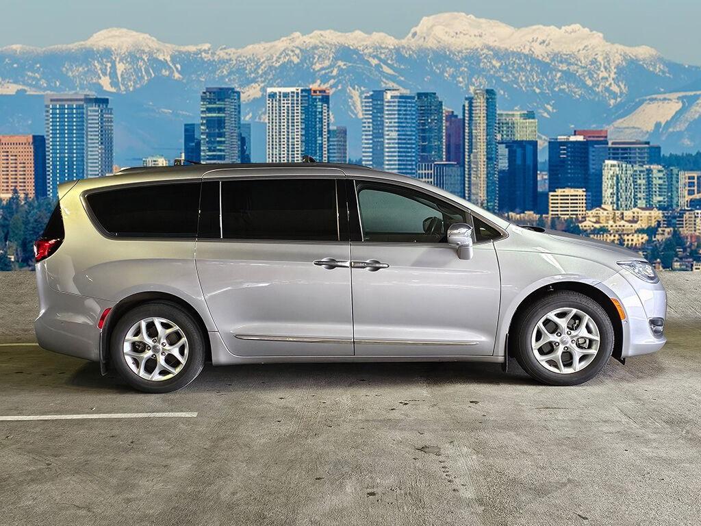 used 2020 Chrysler Pacifica car, priced at $27,333