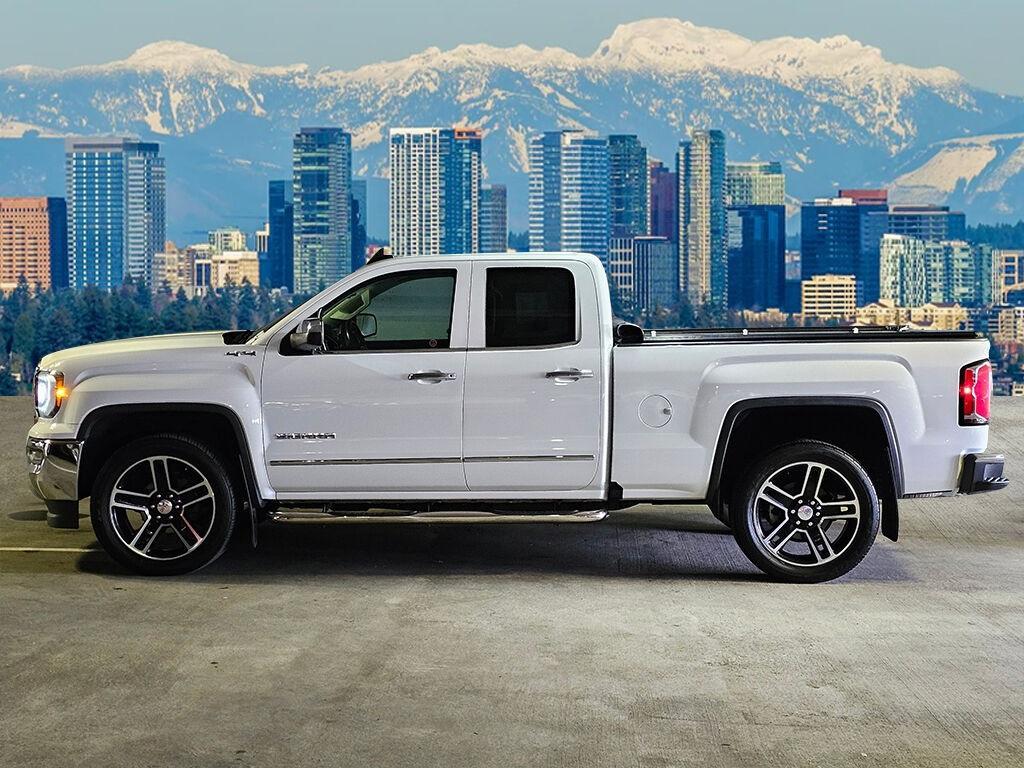 used 2018 GMC Sierra 1500 car, priced at $30,333