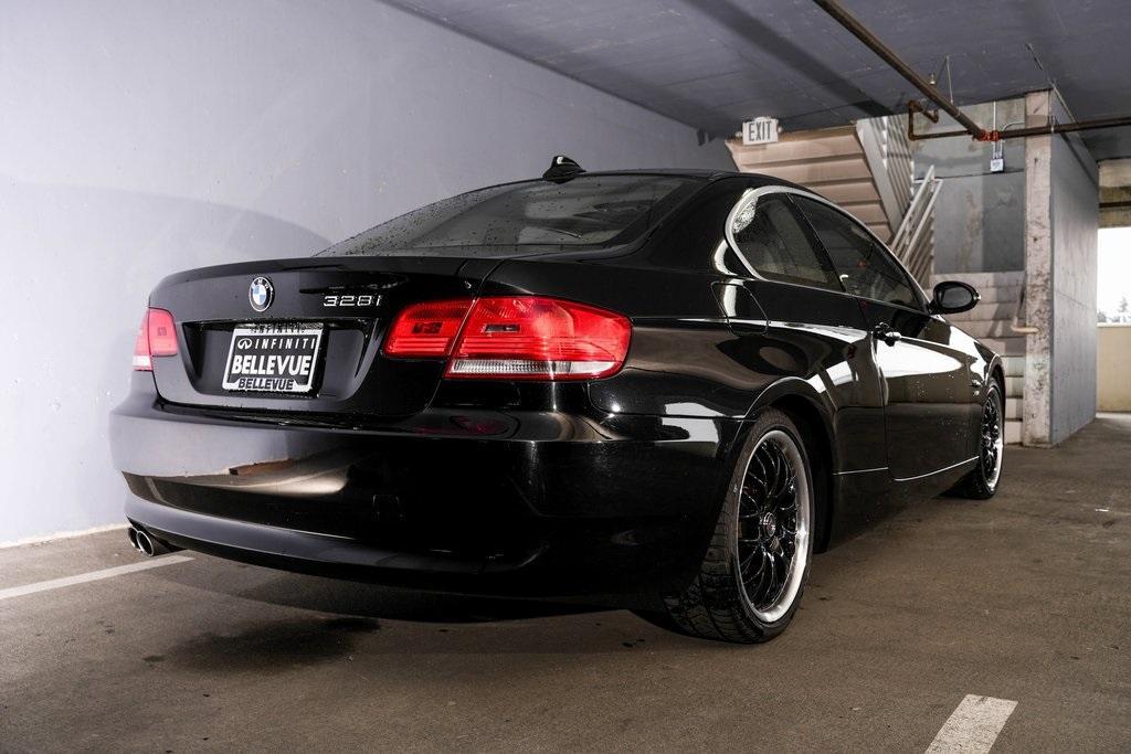 used 2009 BMW 328 car, priced at $10,491