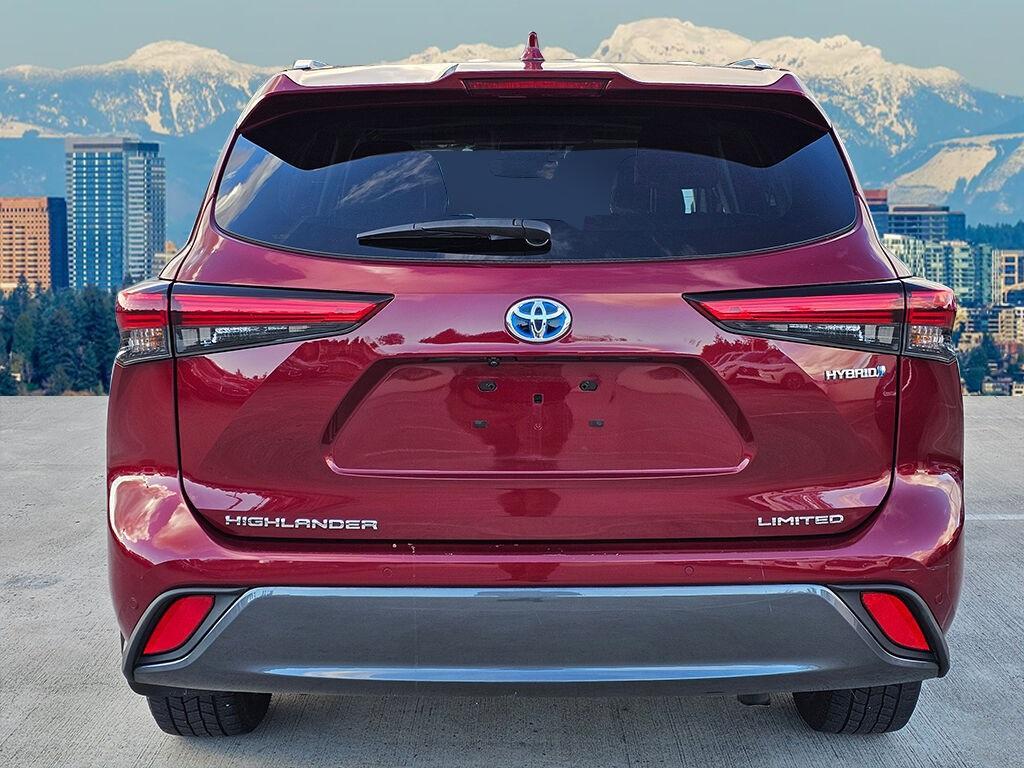 used 2020 Toyota Highlander Hybrid car, priced at $38,333