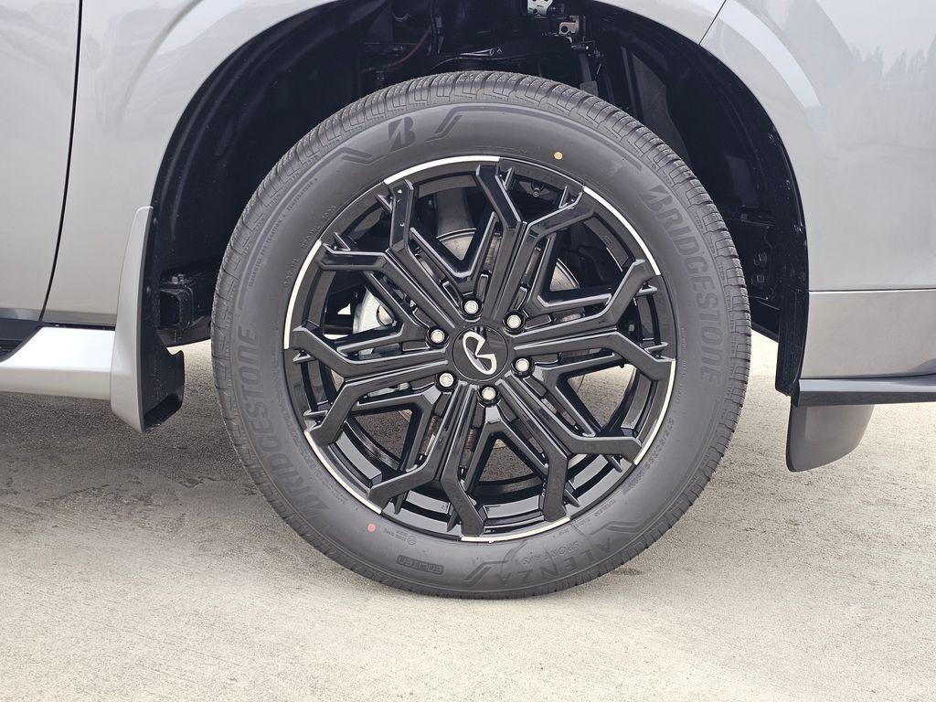 new 2026 INFINITI QX80 car, priced at $107,165