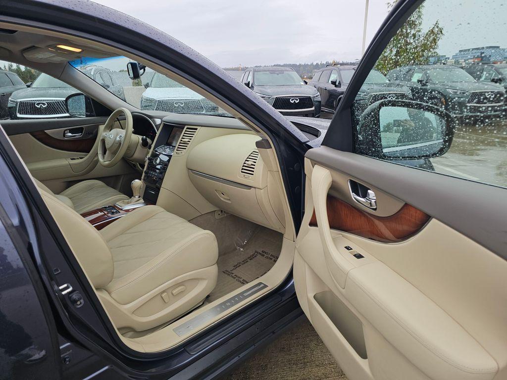 used 2010 INFINITI FX35 car, priced at $12,998