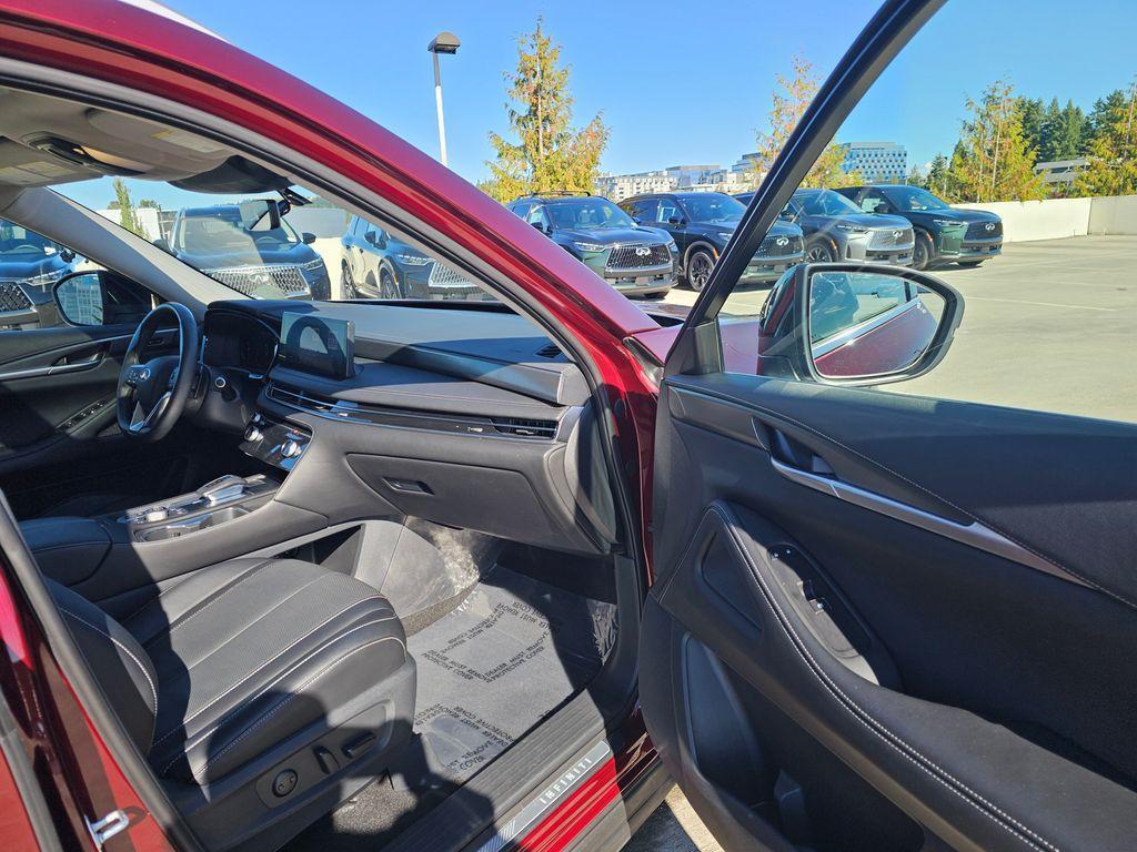 used 2024 INFINITI QX60 car, priced at $43,991