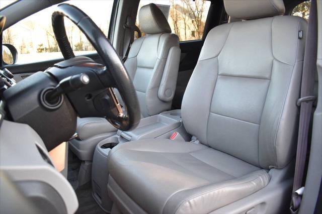 used 2015 Honda Odyssey car, priced at $13,995