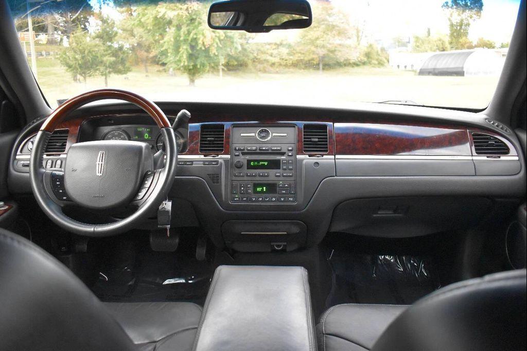 used 2011 Lincoln Town Car car