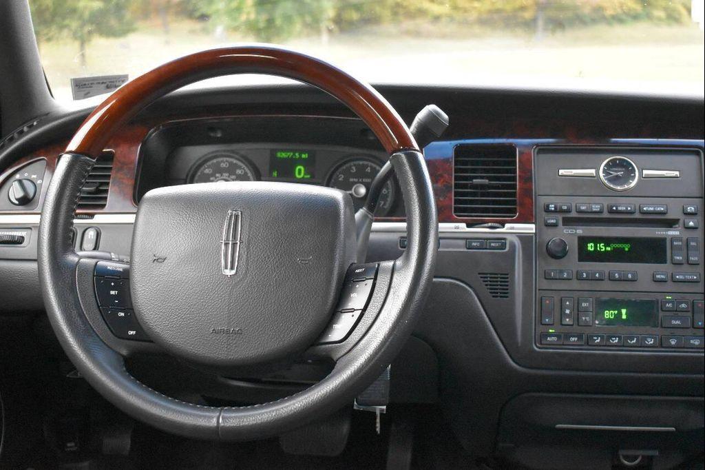 used 2011 Lincoln Town Car car