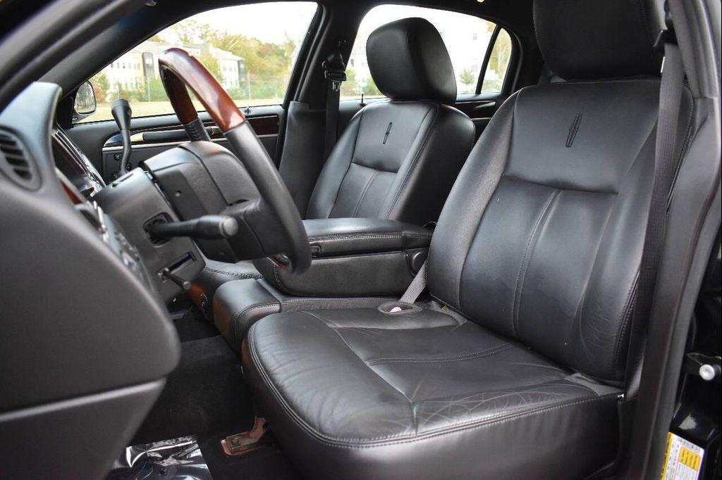 used 2011 Lincoln Town Car car
