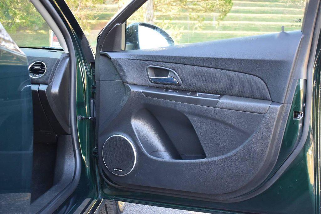 used 2015 Chevrolet Cruze car, priced at $7,495