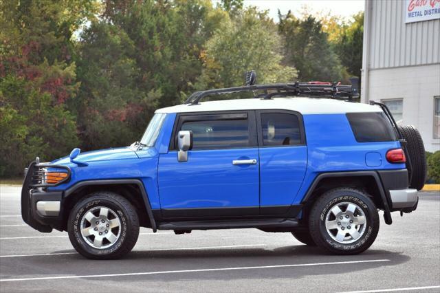 used 2007 Toyota FJ Cruiser car, priced at $27,995