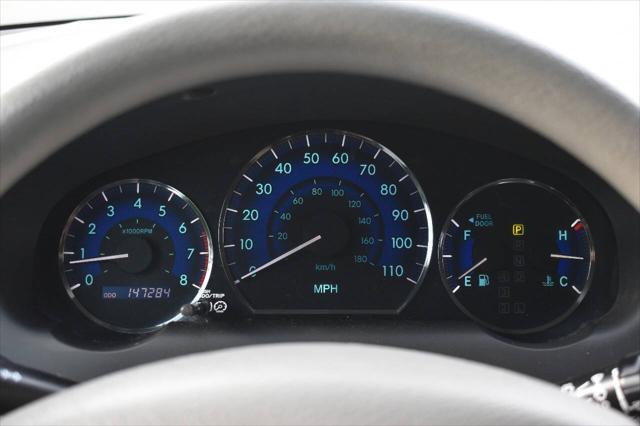 used 2007 Toyota Sienna car, priced at $6,495