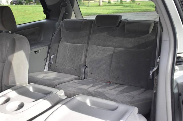 used 2007 Toyota Sienna car, priced at $6,495