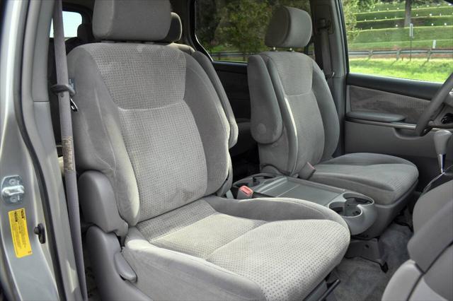 used 2007 Toyota Sienna car, priced at $6,495
