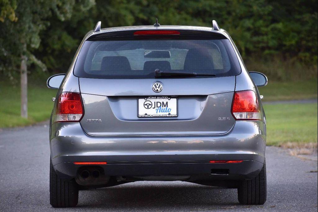 used 2013 Volkswagen Jetta SportWagen car, priced at $5,495