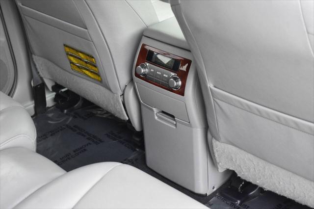 used 2013 Toyota Highlander Hybrid car, priced at $16,995