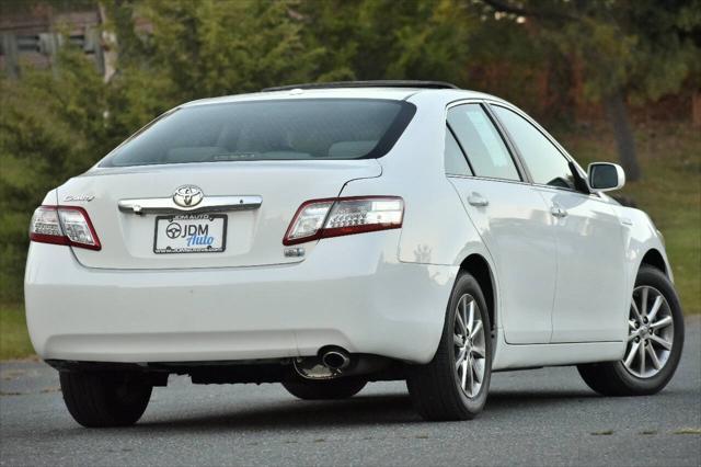 used 2011 Toyota Camry Hybrid car, priced at $8,995