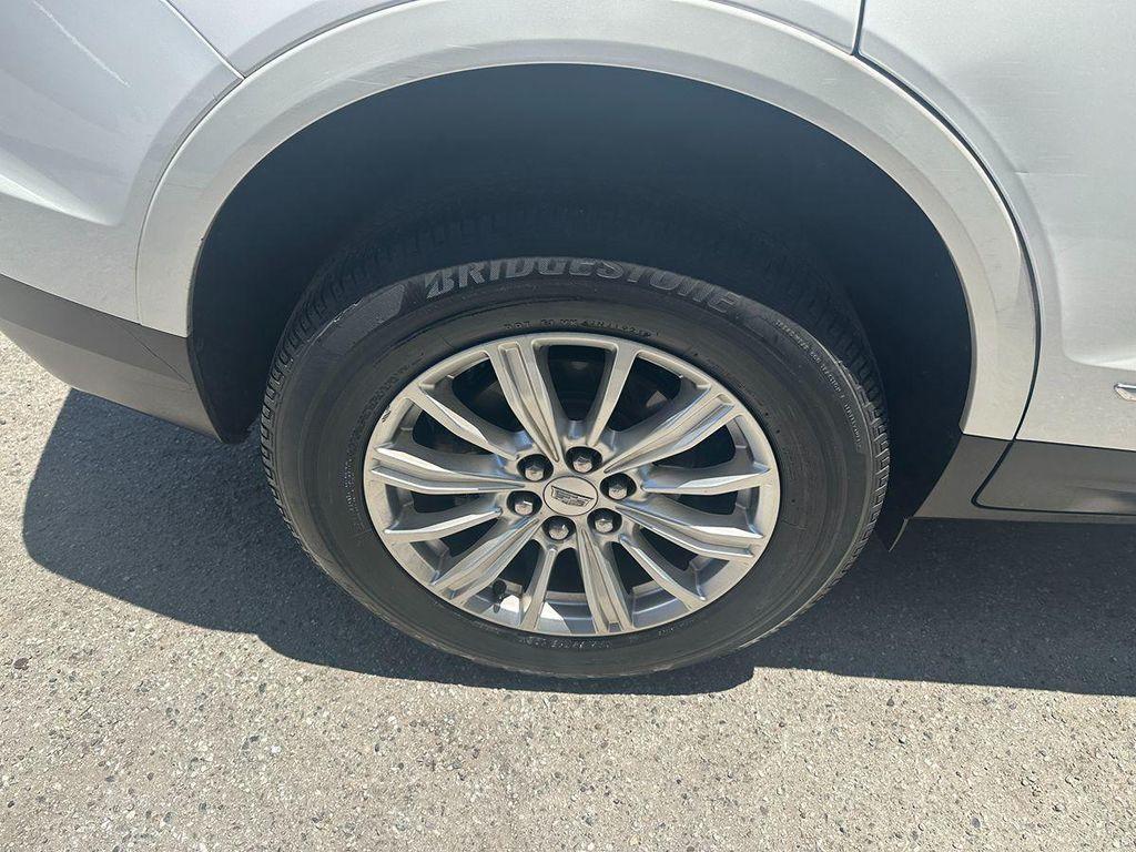 used 2017 Cadillac XT5 car, priced at $13,500