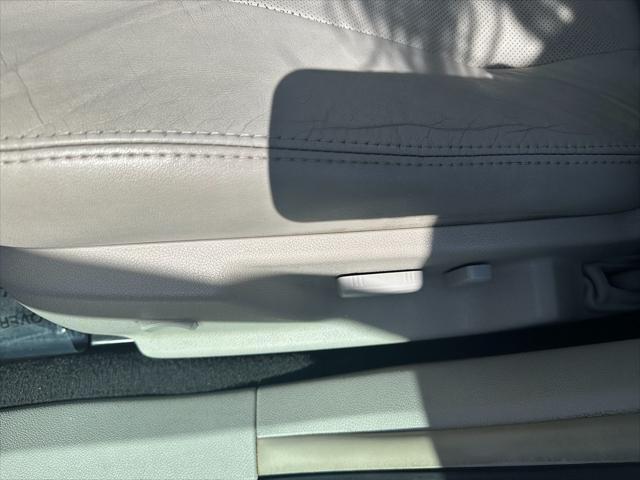 used 2011 Cadillac CTS car, priced at $9,500