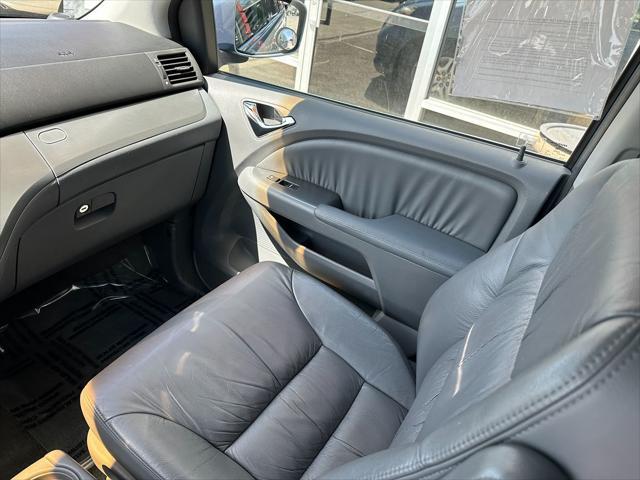 used 2007 Honda Odyssey car, priced at $9,500