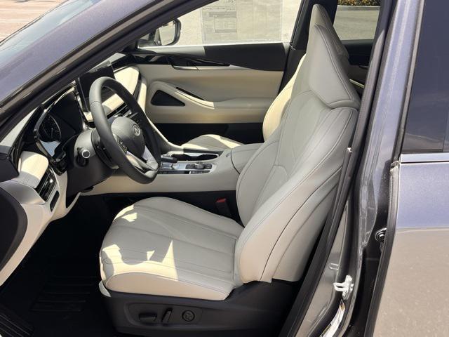 new 2025 INFINITI QX60 car, priced at $51,785