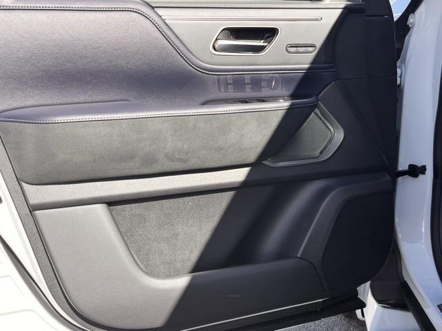 new 2026 INFINITI QX80 car, priced at $106,525