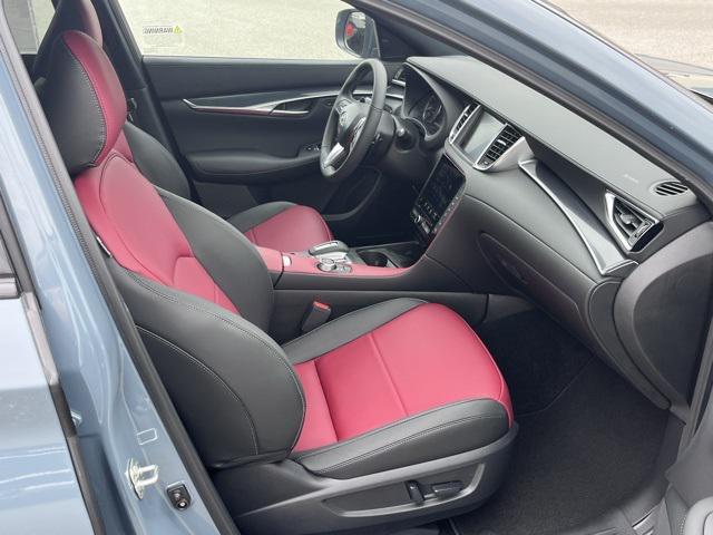 new 2025 INFINITI QX50 car, priced at $54,370