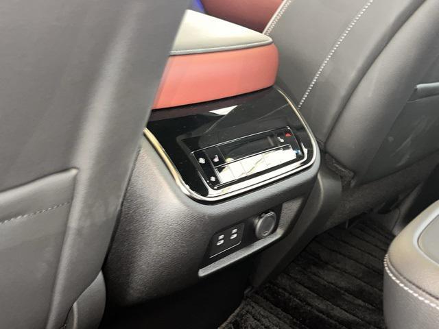 new 2025 INFINITI QX80 car, priced at $109,590