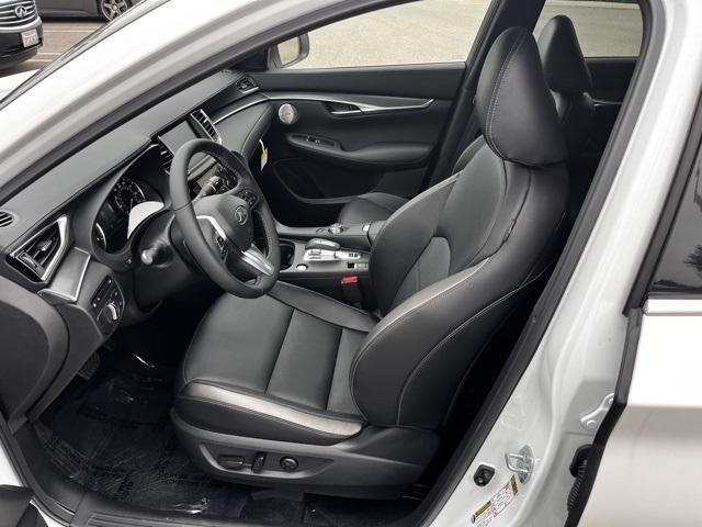 new 2025 INFINITI QX50 car, priced at $49,170