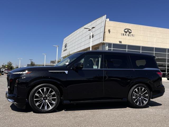 new 2025 INFINITI QX80 car, priced at $102,640