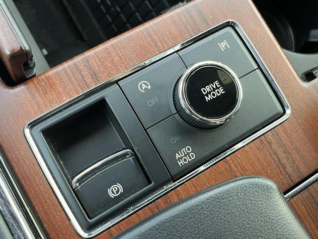 used 2023 Lincoln Navigator car, priced at $51,995