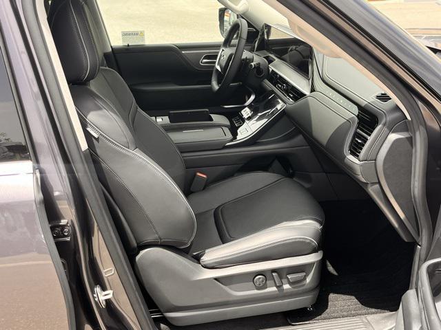 new 2025 INFINITI QX80 car, priced at $89,795