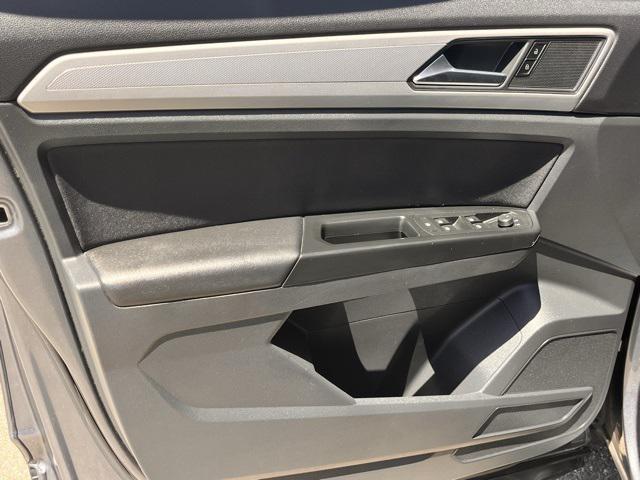 used 2020 Volkswagen Atlas Cross Sport car, priced at $19,500