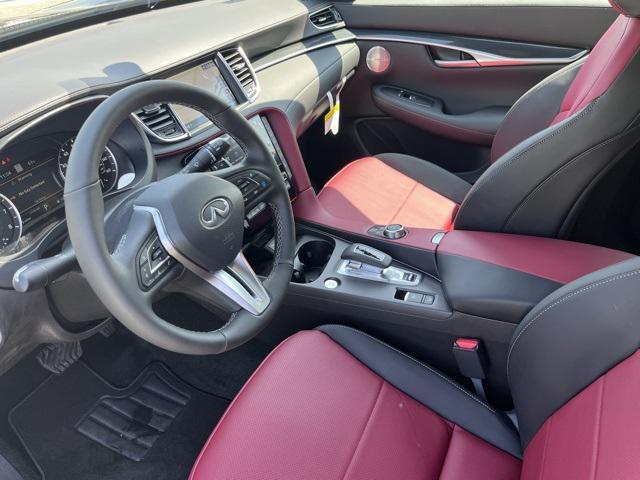 new 2025 INFINITI QX50 car, priced at $52,270