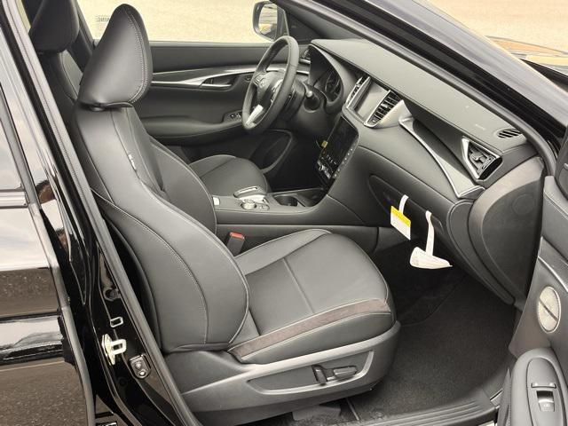 new 2025 INFINITI QX50 car, priced at $52,270