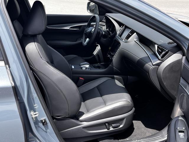 new 2025 INFINITI QX55 car, priced at $51,780