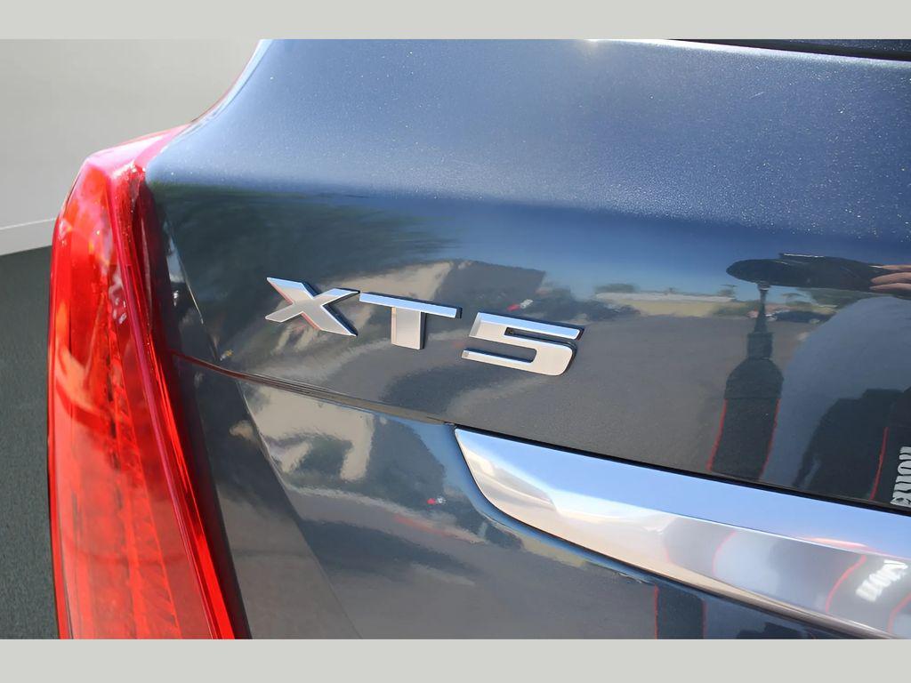 used 2019 Cadillac XT5 car, priced at $18,180